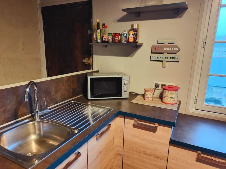 Charmant Duplex Rue Colbert Apartment Тур Екстериор снимка
